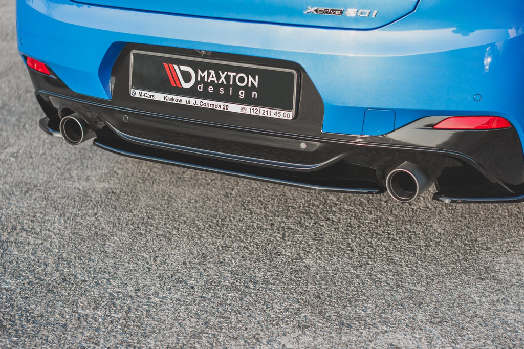 Maxton Design Central Rear Splitter BMW X2 F39 M Sport (2016+) - BM-X2-39-MPACK-RD1