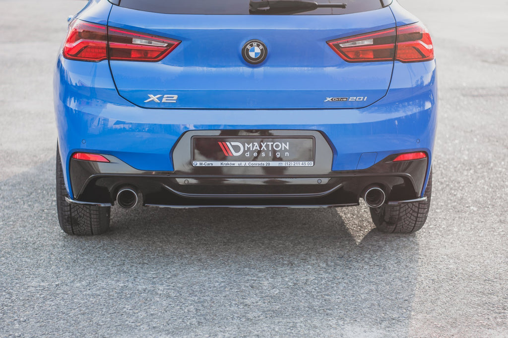 Maxton Design Central Rear Splitter BMW X2 F39 M Sport (2016+) - BM-X2-39-MPACK-RD1