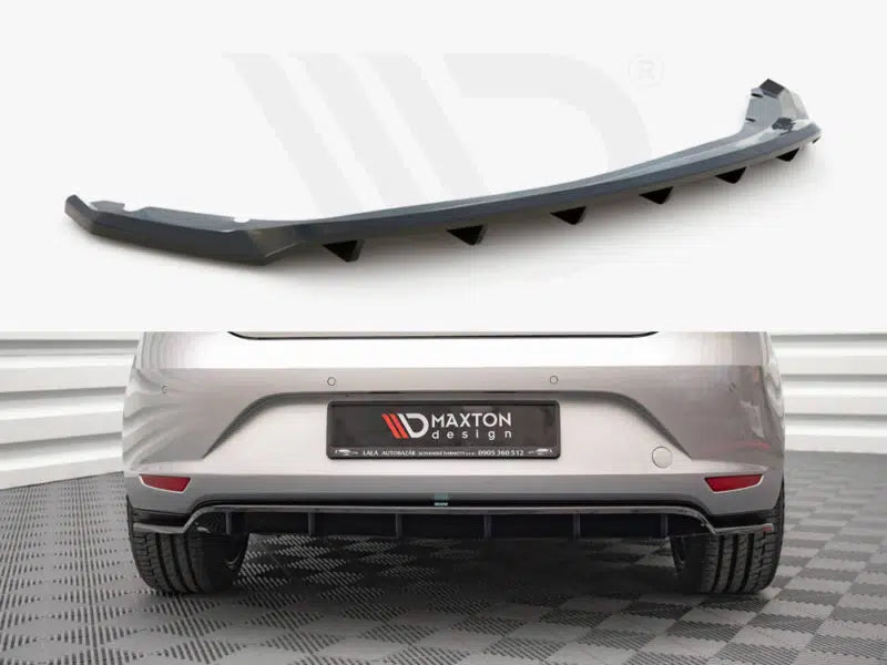 Maxton Design Central Rear Splitter (Vertical Bars) Seat Leon Hatchback Mk3 (2012-2016) – SE-LE-3-RD1+RD2