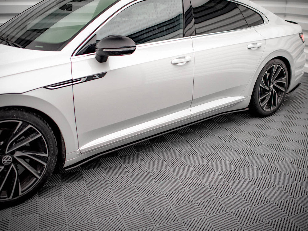 Maxton Design Street Pro Side Skirts Diffusers Volkswagen Arteon R (2020-) - VWAR1FRCNC-SD1