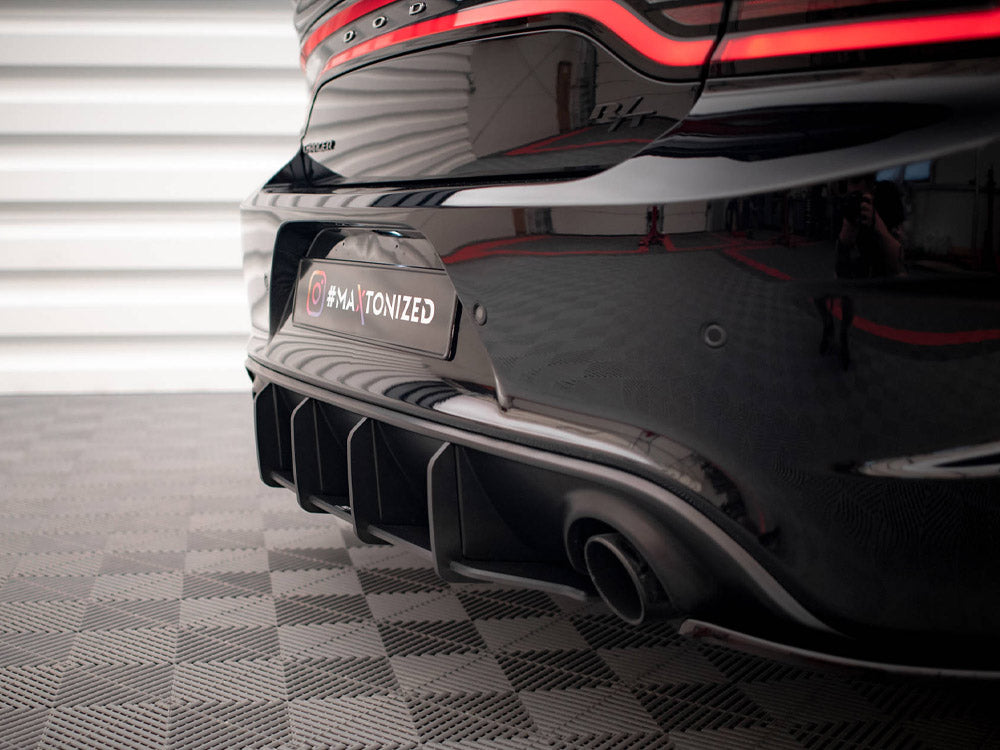 Maxton Design Street PRO Rear Diffuser Dodge Charger SRT MK7 Facelift - DOCH2SRTCNC-RS1