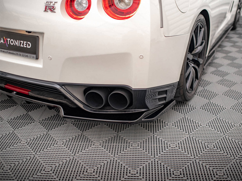 Maxton Design Central Rear Splitter (Vertical Bars) Nissan GTR R35 Facelift - NI-GTR-4F2-RD1+RD2