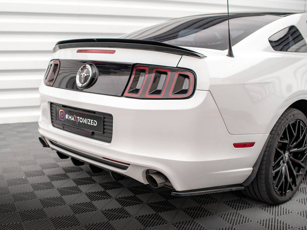 Maxton Design Rear Valance Ford Mustang Mk5 Facelift - FO-MU-5-RS1