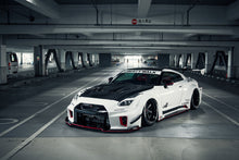 Load image into Gallery viewer, LB-Silhouette WORKS GT R35GTR Ver.1 Complete Body Kit FRP &amp; CFRP (LB50-02)