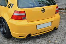 Load image into Gallery viewer, Maxton Design Central Rear Splitter Volkswagen Golf Mk4 R32 – VW-GO-4-R32-RD1