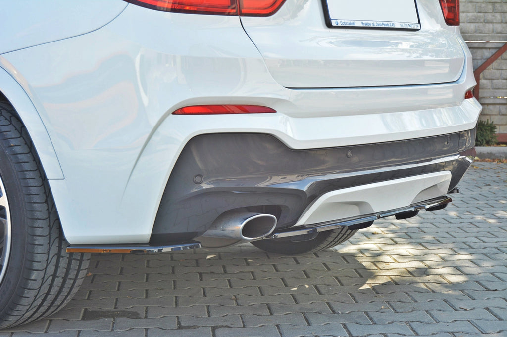 Maxton Design Central Rear Splitter BMW X4 M-Pack (With A Vertical Bar) - BM-X4-26-MPACK-RD1+RD2