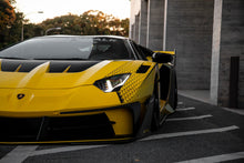 Load image into Gallery viewer, LB Silhouette WORKS Aventador GT EVO FRP + DRY CARBON 2 (LB58-04)