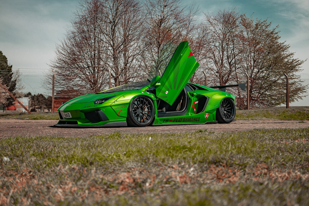 LB Aventador Complete body kit Type 2 (CFRP) (LB02-12)