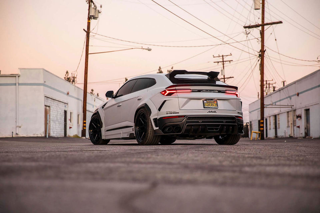 LB WORKS URUS Complete body kit (DRY CARBON) (LB67-02)