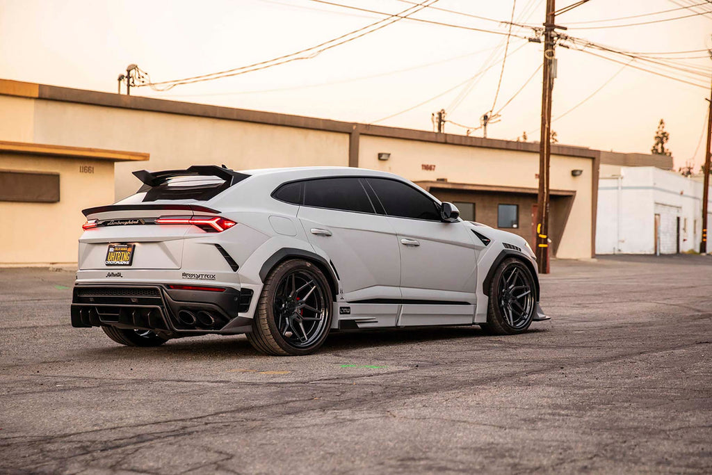 LB WORKS URUS Complete body kit (DRY CARBON) (LB67-02)