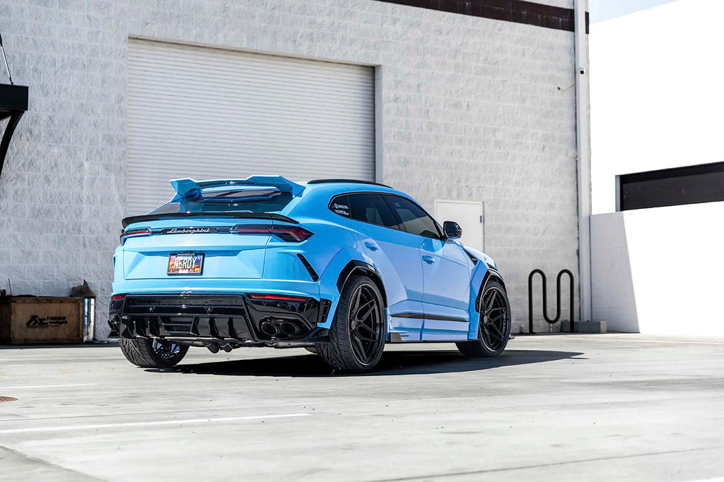 LB WORKS URUS Complete body kit (FRP) (LB67-01)