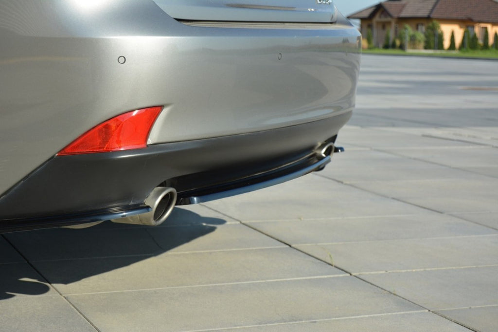 Maxton Design Central Rear Splitter Lexus IS 200T Mk3 (Without Vertical Bars) (2013- 2016) - LE-IS-3-T-RD1