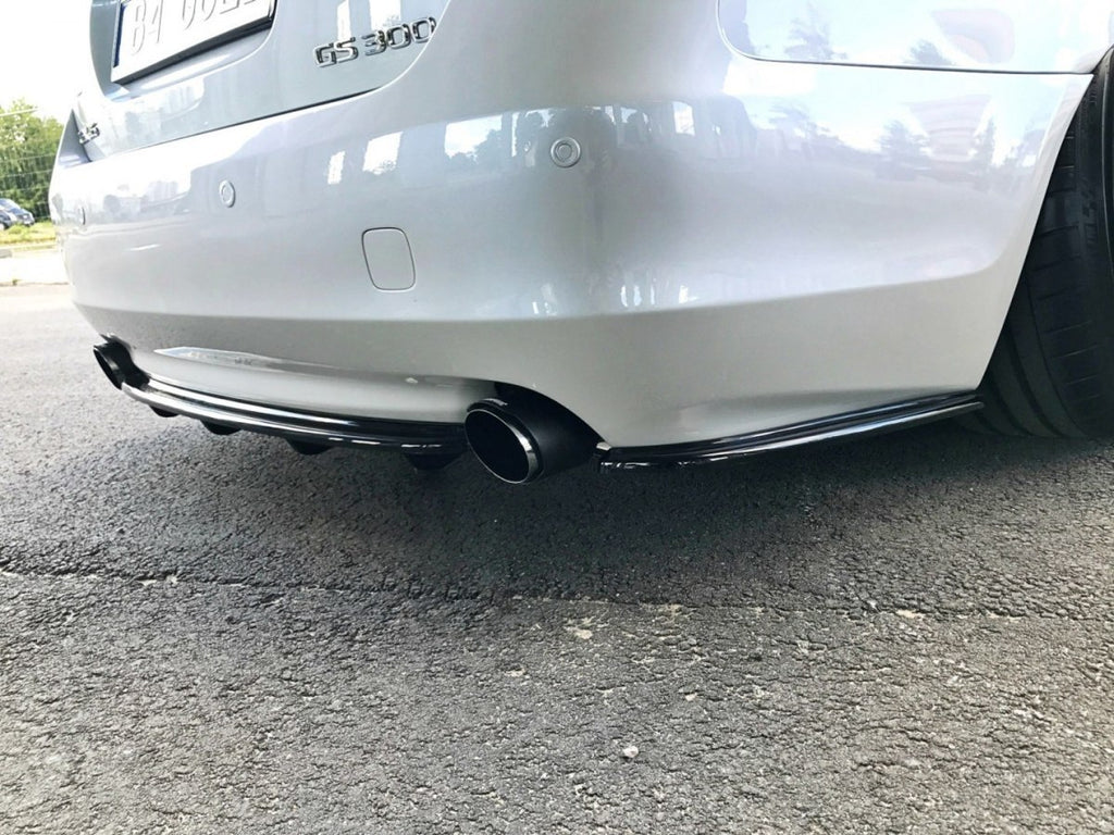 Maxton Design Central Rear Splitter Lexus GS 300 Mk3 Facelift (With Vertical Bars) - LE-GS-3F-RD1+RD2