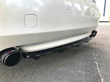 Load image into Gallery viewer, Maxton Design Central Rear Splitter Lexus GS 300 Mk3 Facelift (With Vertical Bars) - LE-GS-3F-RD1+RD2