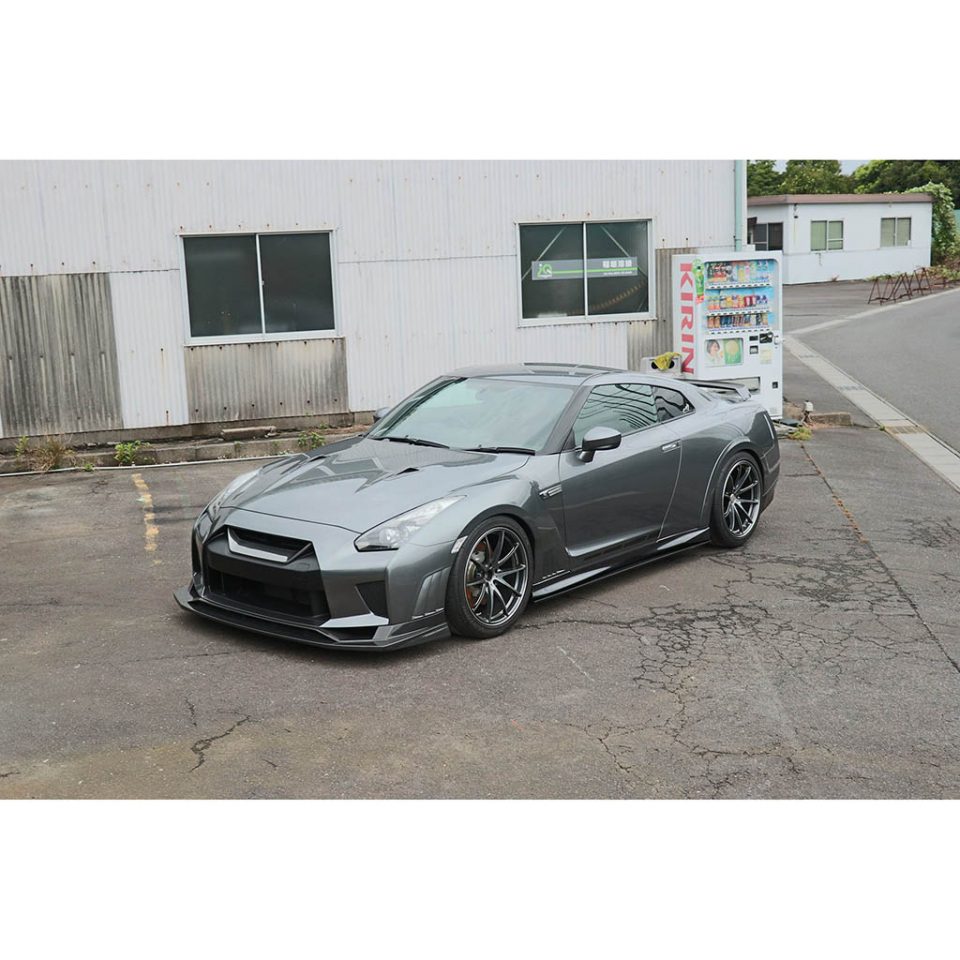 Voltex Rear Fender Flares for R35 Nissan GT-R