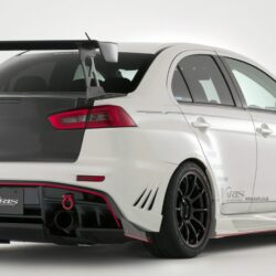 Varis All Carbon Euro Edition Wing for Mitsubishi Evo X (225mm Stands)