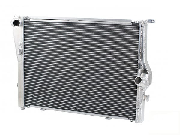 do88 BMW M3 E90, E92, E93 - Performance Aluminium Radiator - WC-190