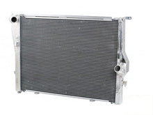 Load image into Gallery viewer, do88 BMW M3 E90, E92, E93 - Performance Aluminium Radiator - WC-190