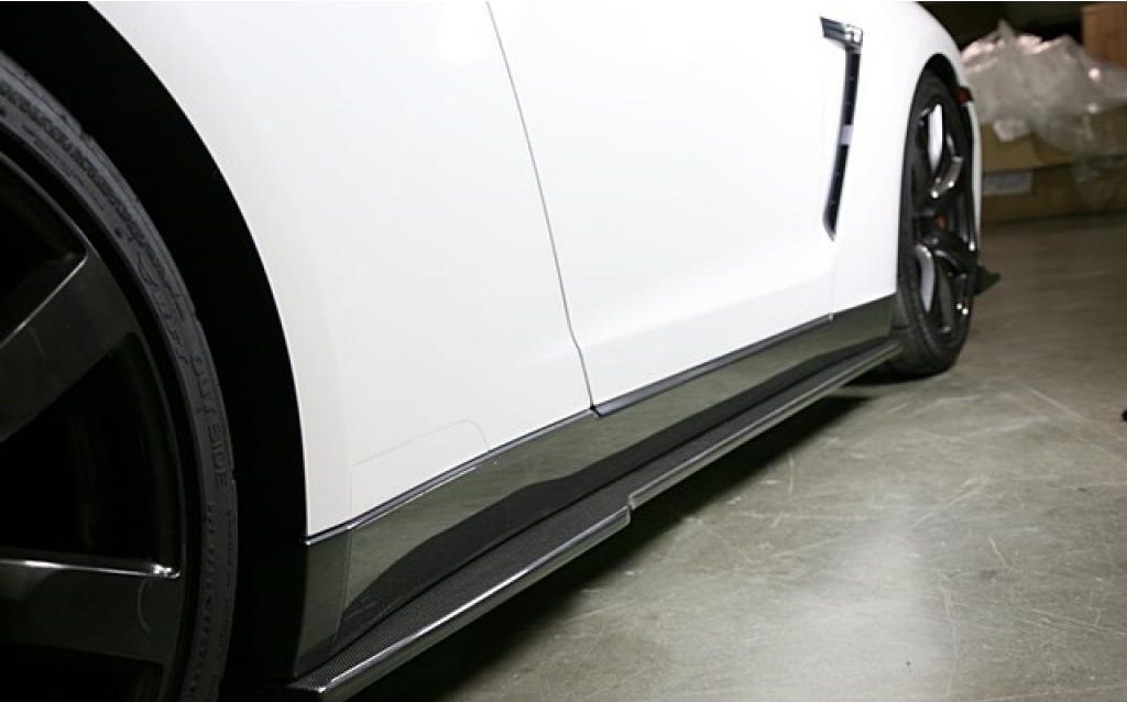 APR Performance Carbon Fiber Side Rocker Extensions for CBA / DBA R35 Nissan GT-R