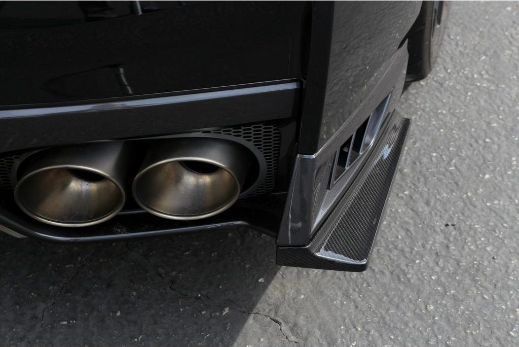 APR Performance Carbon Fiber Rear Bumper Skirts for EBA-R35 Nissan GT-R