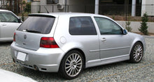 Load image into Gallery viewer, Maxton Design Side Skirts Golf Mk4 3 Door (R32 Look) – VW-GO-4-R32-S1A
