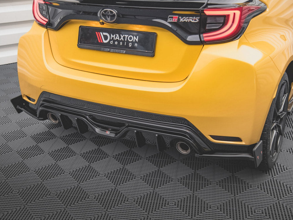 Yaris GR Maxton Design V4 Rear Side Splitters